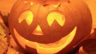 Halloween, in salute con la zucca