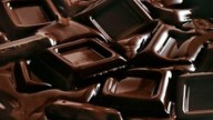 Cioccolato fondente contro le gambe pesanti