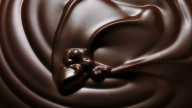 Il cioccolato fondente fa perdere peso