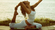 Yoga, copyright su 1500 posizioni