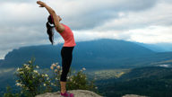 Vacanze in montagna? Fate Trekking Yoga!