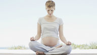 Yoga in gravidanza? Fa bene anche al bebè!