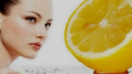 Maschera illuminante viso al limone